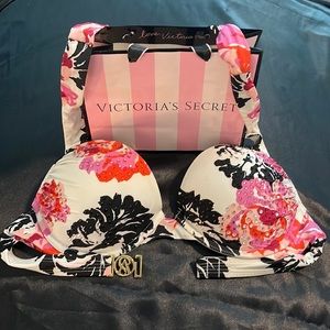 VS BOMBSHELL SWIM TOP